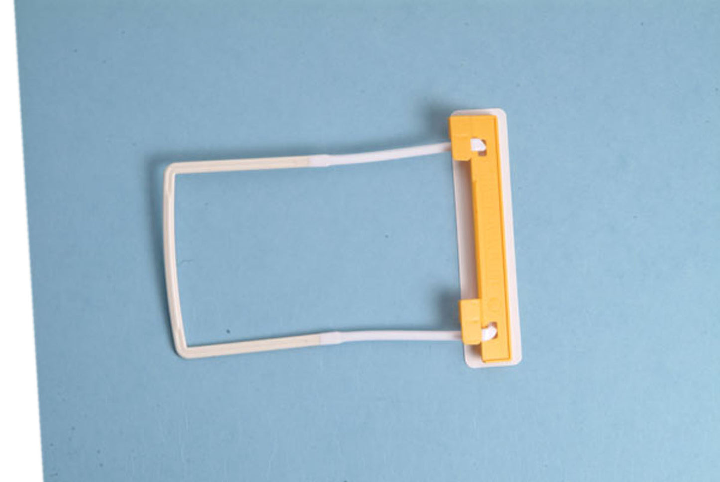 Space Clip Fasteners (Box of 100) - Nationwide Filing Supplies